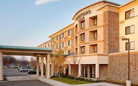 Courtyard By Marriott Paramus